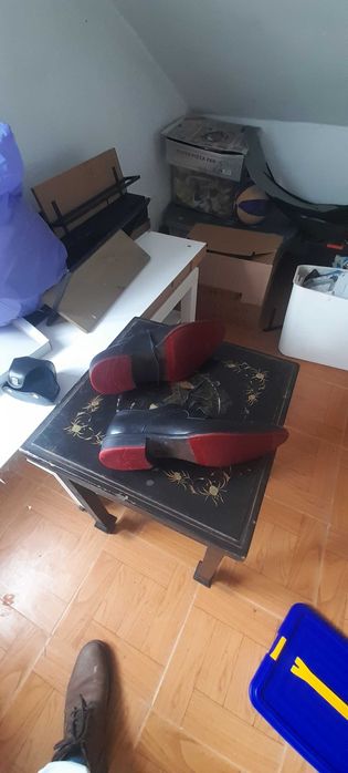 SAPATO COURO elegante profission boutier