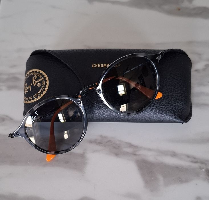 Okulary przeciwsłoneczne Ray Ban( oryginale), stan idealny  z Polaryzacją
