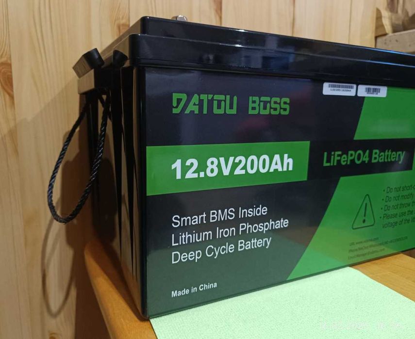 Літій-залізо-фосф акумулятор 200Ah Datouboss LiFePO4 батарея 12.8V BMS