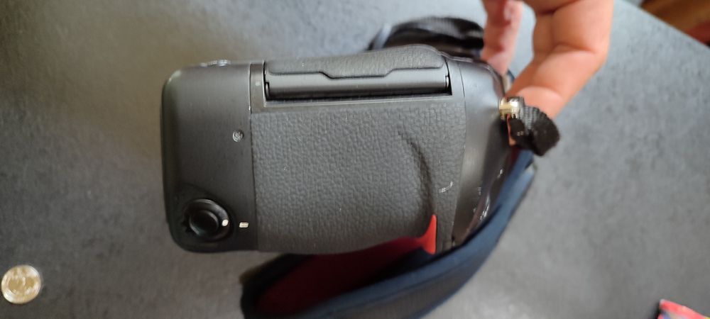 Продам фотоапарат Nikon D3(тушка)
