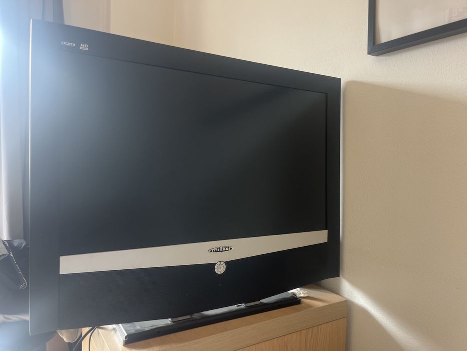 tv mitsai, bom estado funciona perfeitamente