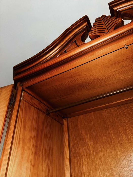 ROUPEIRO Madeira Maciça