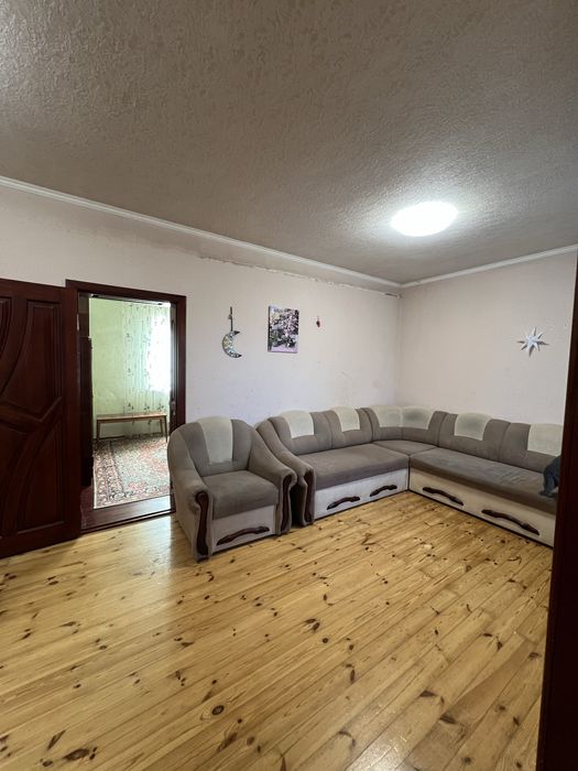 Продаж будинку у місті Сквира!