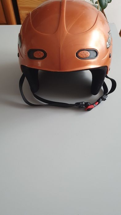 Kask narciarski dla dorosłych