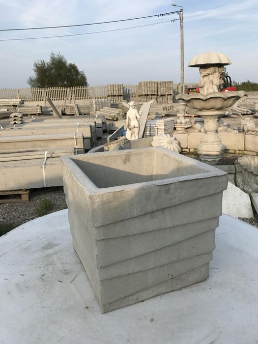 Doniczka betonowa kwadrat