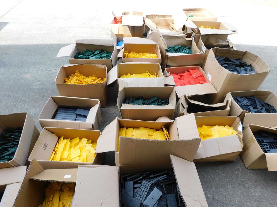 Podkład podkłady KLINY mocowania okien drzwi - cały pakiet