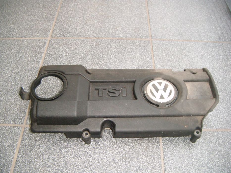 vw golf v  1.4tsi plastikowa osłona silnika 09c103925am