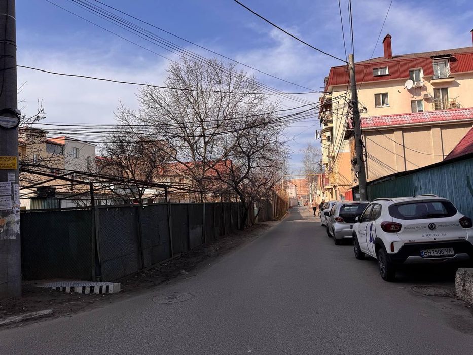 Предлагаю участок со строением под застройку. (031-764)