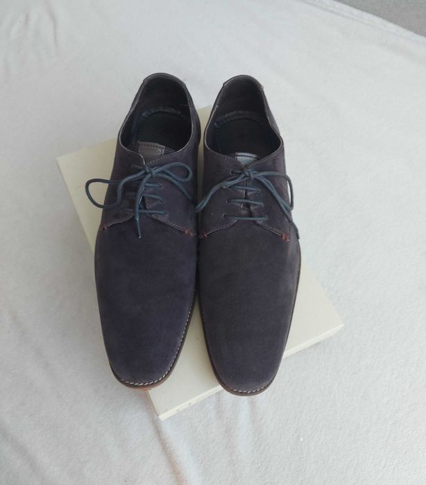 Granatowe półbuty zamszowe Jones Bootmaker „Arkin” Skóra naturalna, rozmiar 43 (UK 9) stan bardzo dobry