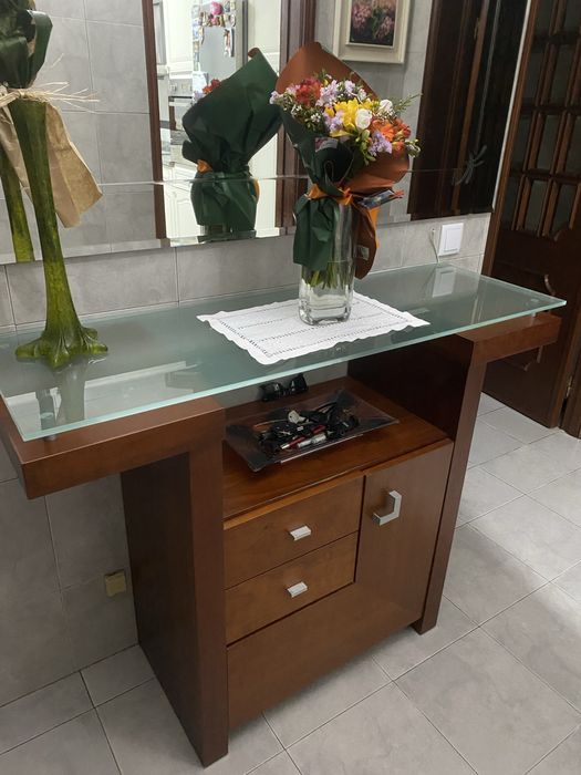 Sapateira de madeira cerejeira