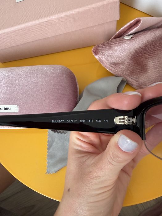Сонцезахисні окуляри MIU MIU B07S clear gradient dark grey оригі — zdjęcie 3