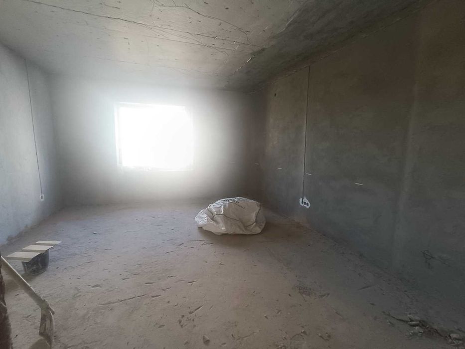 Продам Двухкомнатную квартиру 100м. Автономное Отопление!!!