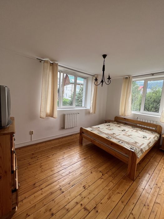 Генератор!!Оренда кімнати 900 грн в центрі яремче подобово житло житла