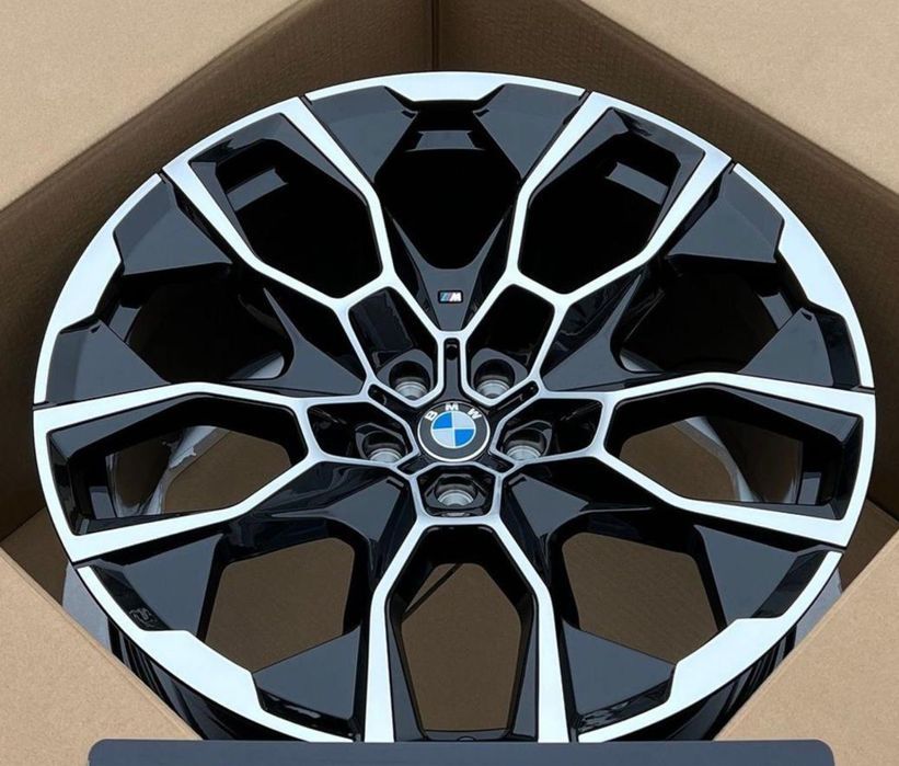 Диски BMW  913M-style R21 5x112 ET36 9.5J X7 G07 X5 G05 X6 G06 X5M X6M