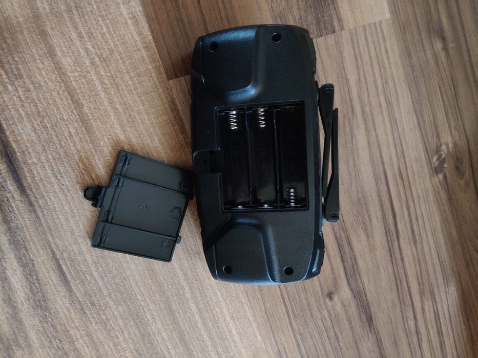 Квадракоптер Е99