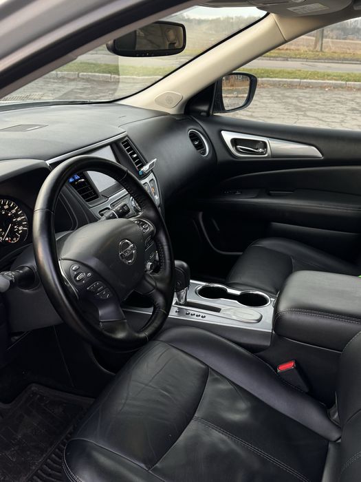 Nissan pathfinder 2018 р