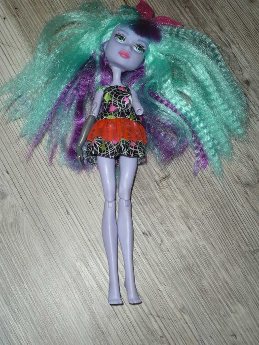 Лялька Monster High Твайла Наелектризовані кукла монстер хай