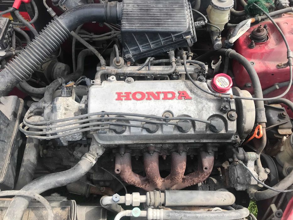 запчастини Honda civic ek / капот / ej9