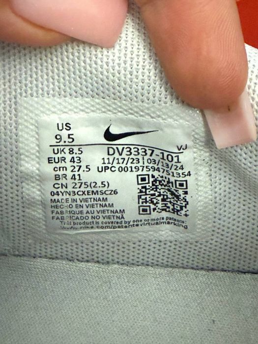 Кросівки Nike Air Max Dn White розмір 43