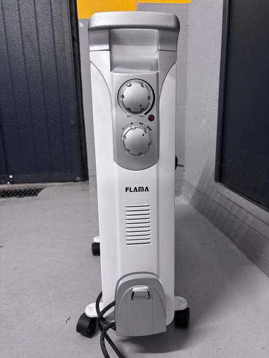 Aquecedor a Óleo FLAMA 2500W 11 Elementos - 2366FL