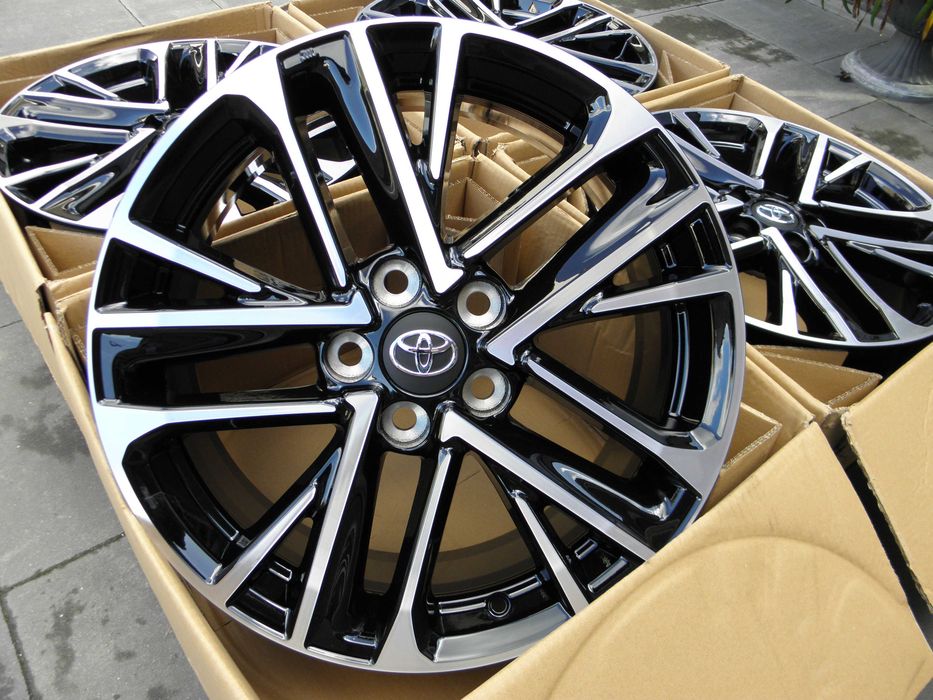 Felgi 18 Toyota Rav4 Rav-4 Yaris Cross C-HR Camry Corolla 5x114,3 ET50