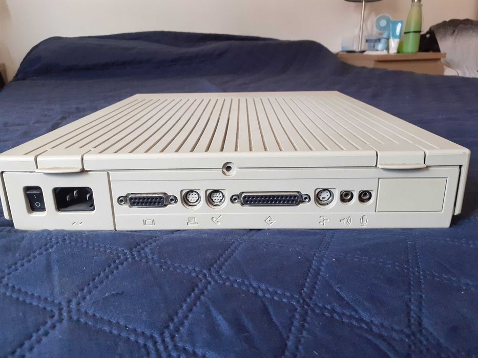 Apple Macintosh Performa 475