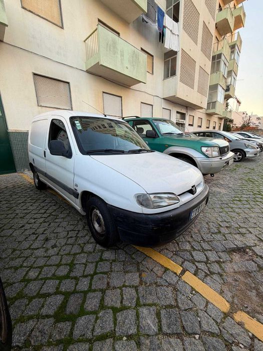 Peugeot Partner 2.0CC HDI - Ano 2000