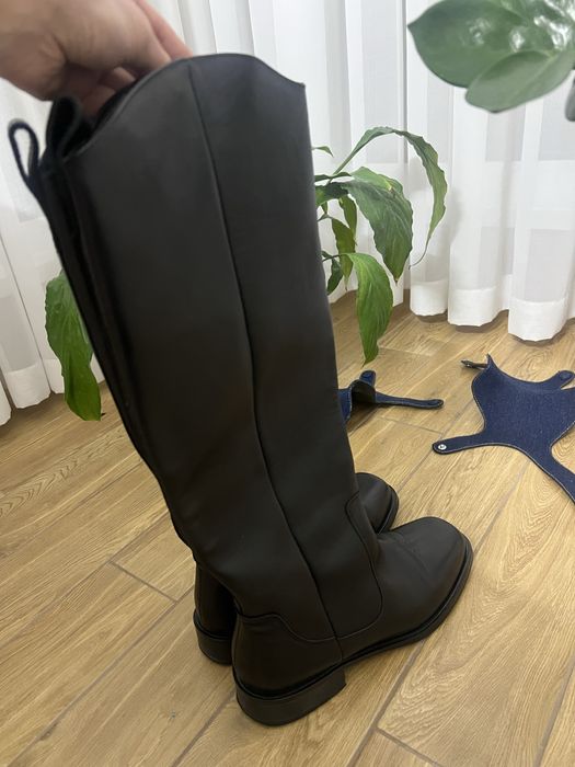 Шкіряні чоботи в жокейському стилі EU38 Reserved