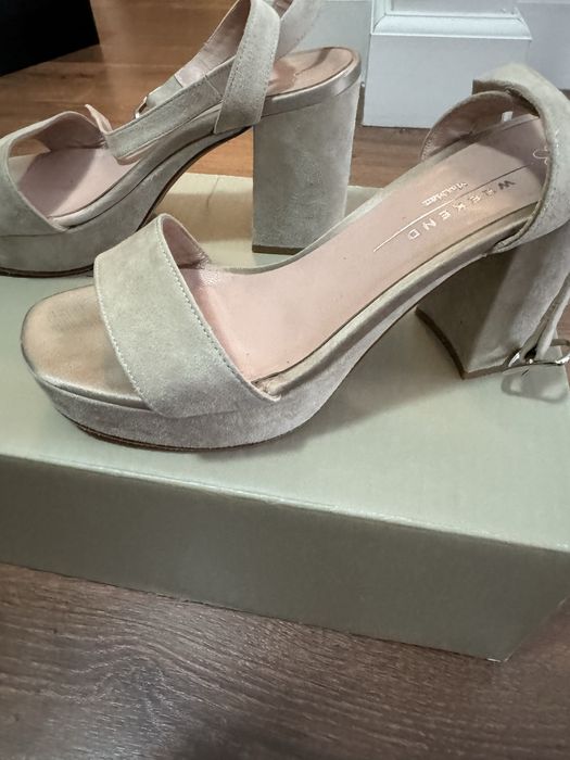 Босоножки замшевие Weekend MaxMara