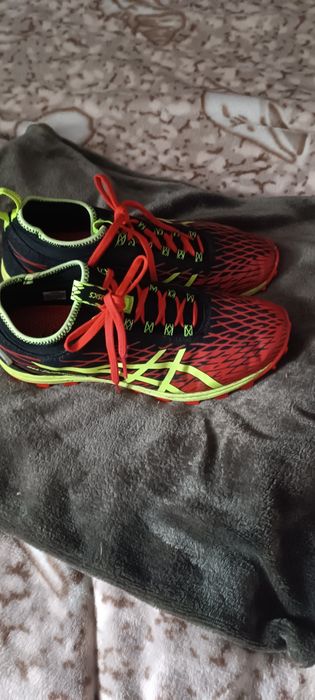 Кроссовки Asics,39р