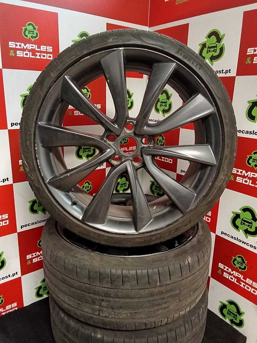 JANTES TESLA ARO 20 COM PNEUS