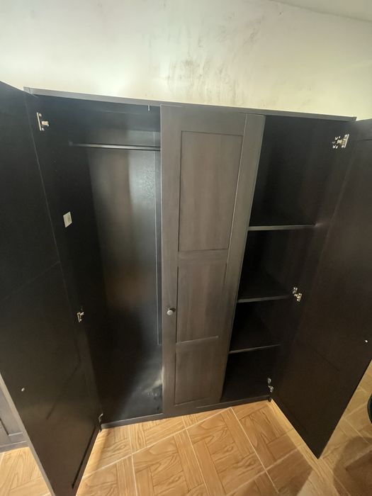 Roupeiros IKEA RAKKESTAD (2 + 3 portas)