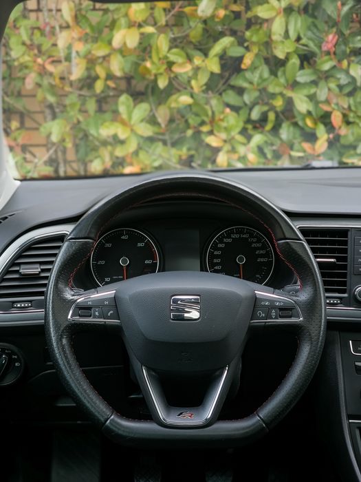 Seat Leon FR 2.0 TDI 184 * Teto Panorâmico *