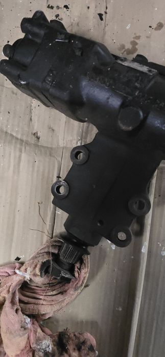 Caixa de Direcção Nissan Terrano 2 td27