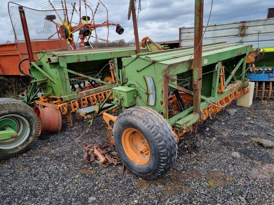 Amazone D8 30E /części/