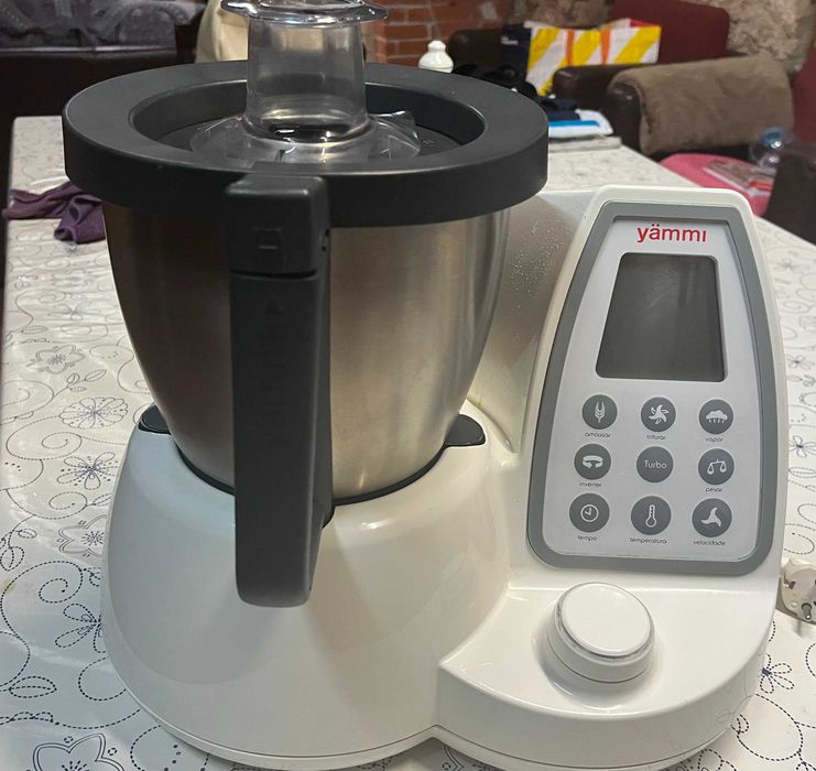 Yämmi 1 – Robot de Cozinha Multifuncional em Excelente Estado!