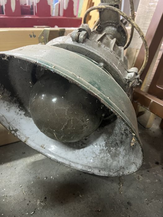 Candeiros industriais