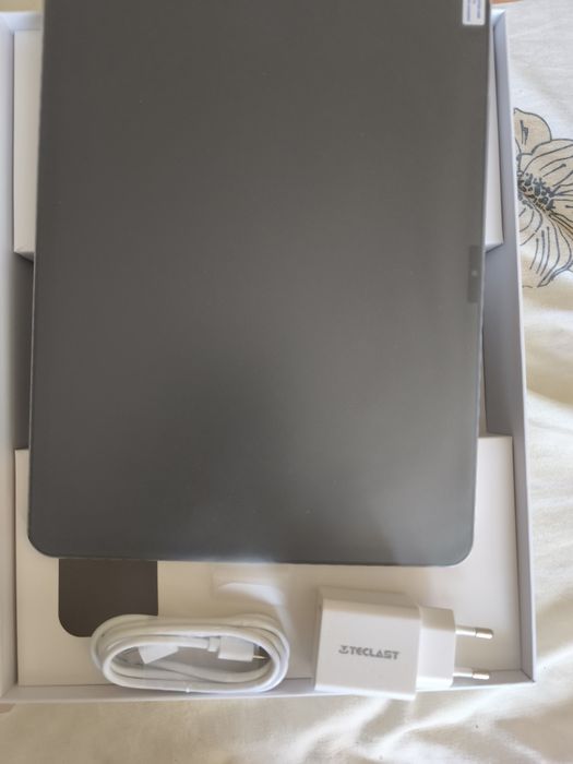 Teclast ArtPad Pro/12,7"/2.2K/8+256 ГБ/Helio G99/10000 мАч/Android 15