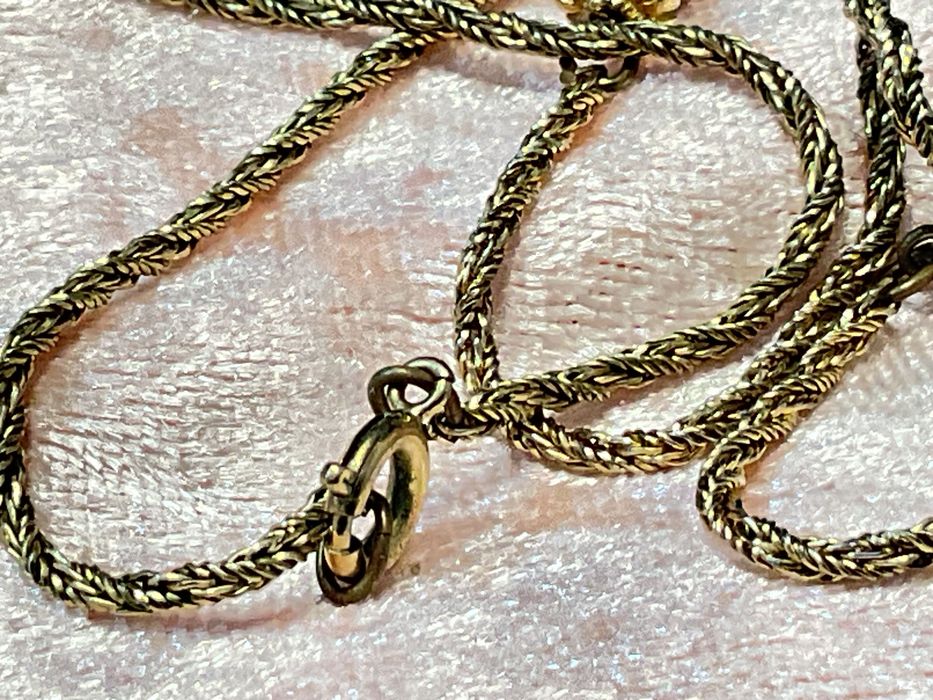 Fio longo peça vintage com 86 cm