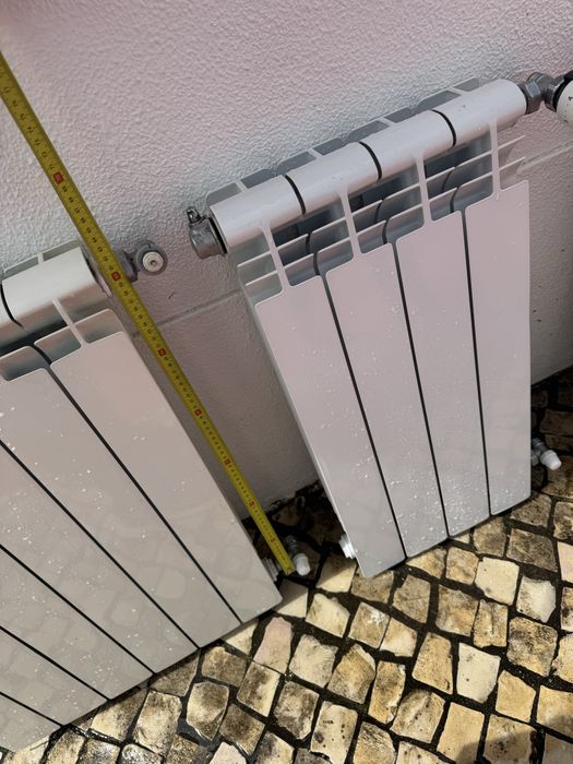 Radiadores a água em optimo estado 60cm entre eixos