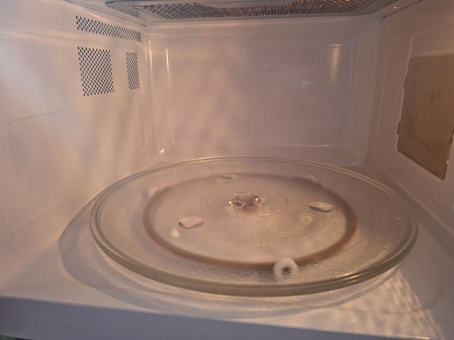 Microondas,  Fogão e ventoinha