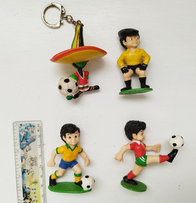 Bonecos em PVC (anos 80/90)