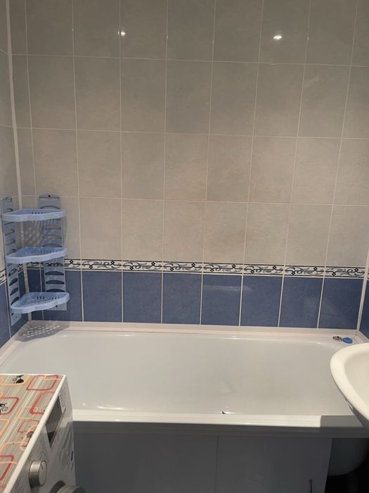 Сдаётся 3-комнатная квартира, район Химик