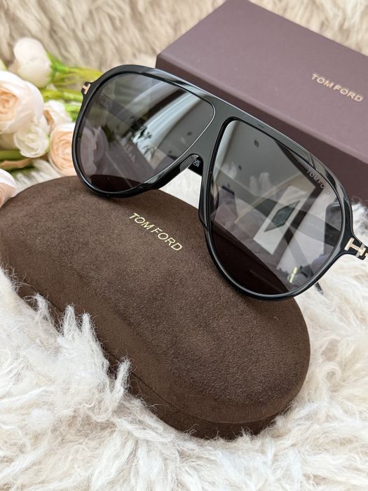 Сонцезахисні окуляри Tom Ford
