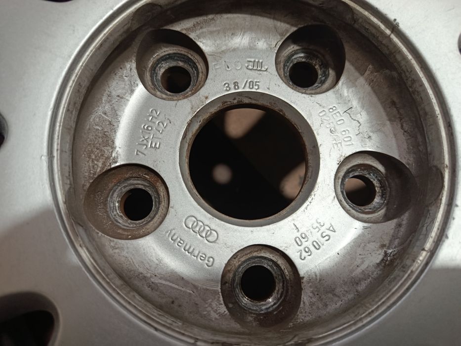 Диски кованные  R16 5*112 7J ET 42  Audi  в идеале