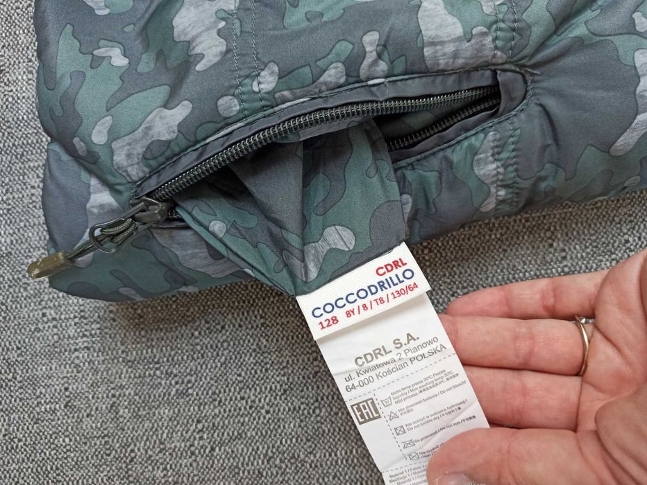 Sprzedam bezrękawnik chłopięcy, Coccodrillo, dwustronny, rozmiar 128.