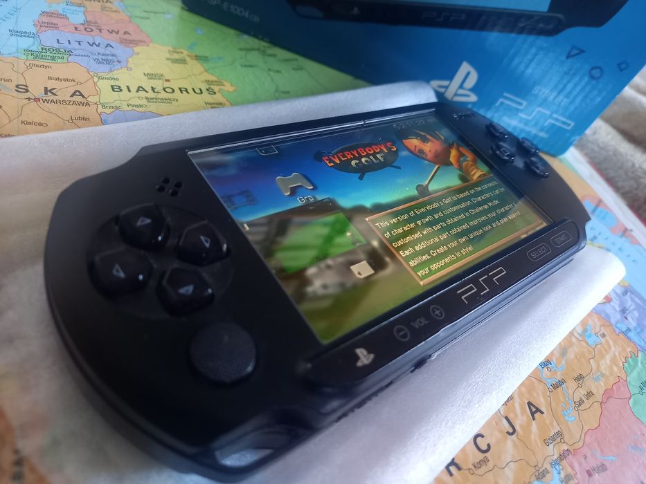 Konsola Sony psp Street E 1004 pl menu 4gb  19 gier stan BDB