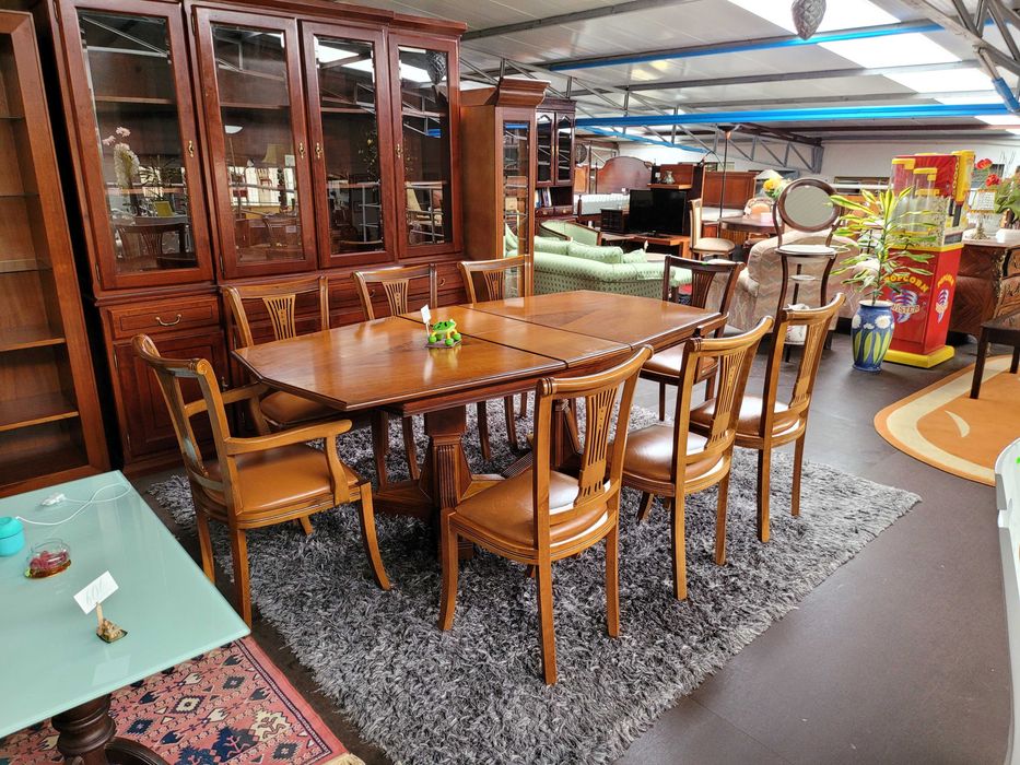 Mesa em madeira - óptimo estado - Extensível - Só a mesa as cadeiras