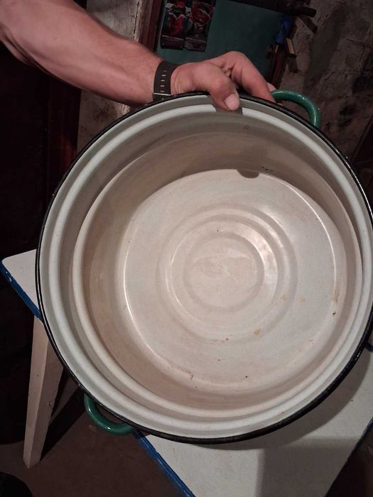 Кастрюля эмалированная 20л