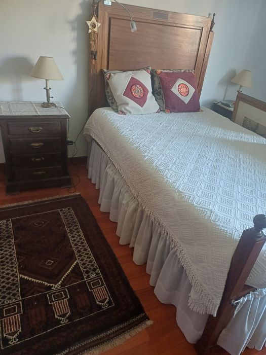 Cama de corpo e meio